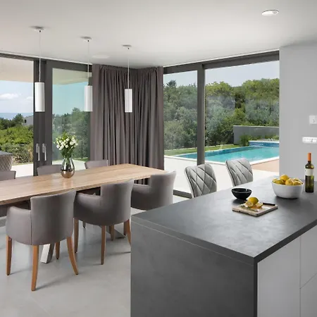Luxurious In Labin With Swimming Pool And Sea View * Raša