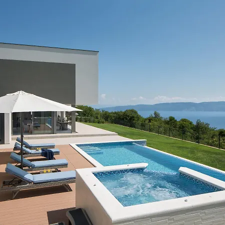 Luxurious In Labin With Swimming Pool And Sea View *