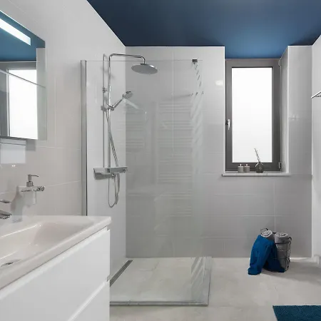 Villa Luxurious In Labin With Swimming Pool And Sea View *